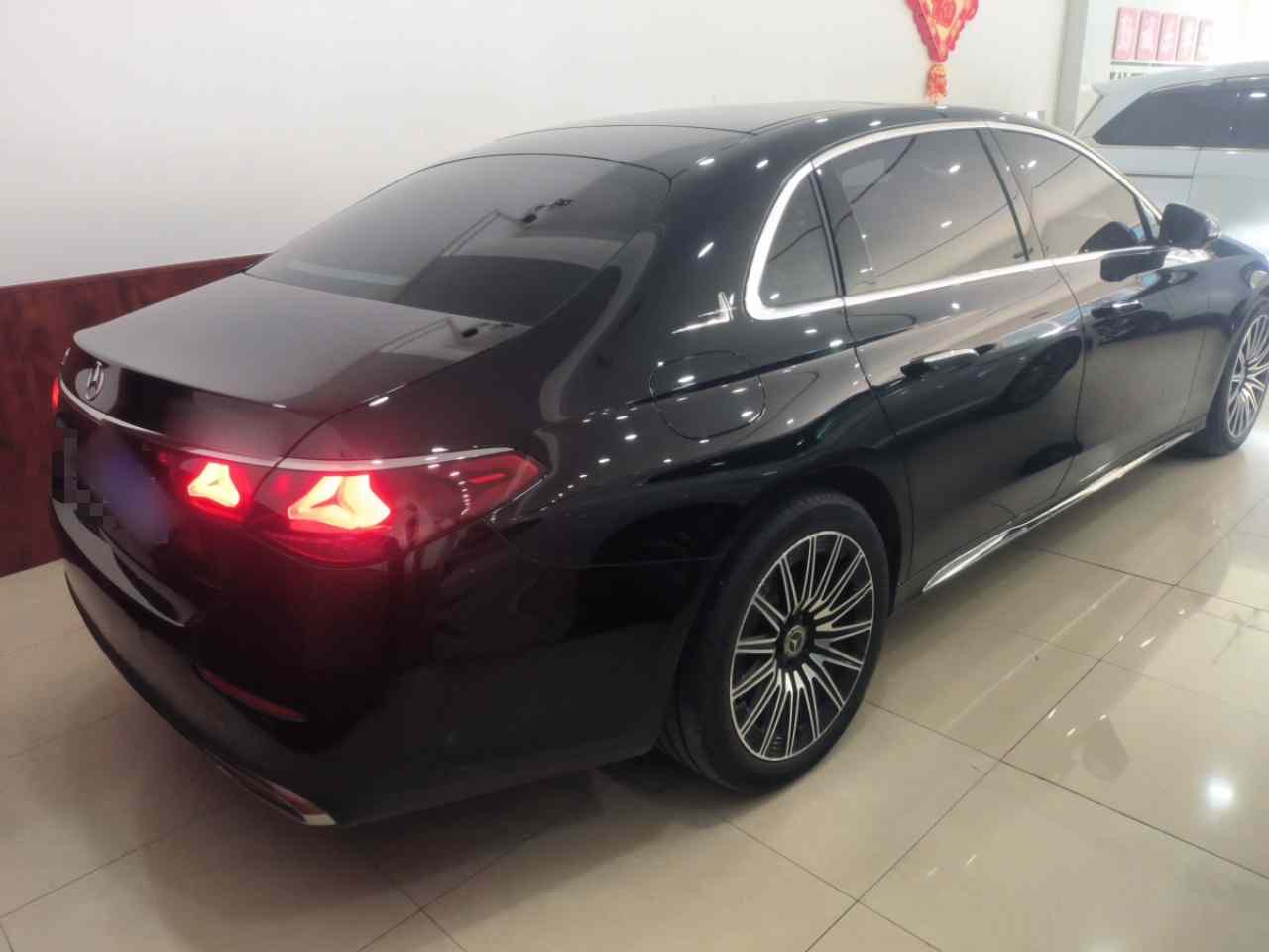 奔驰E级 2024款 改款 E 300 L 时尚型(5)