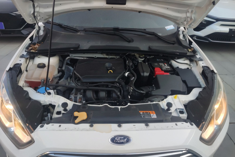 福特 福睿斯 2019款 1.5L 自动质享型机舱底盘24