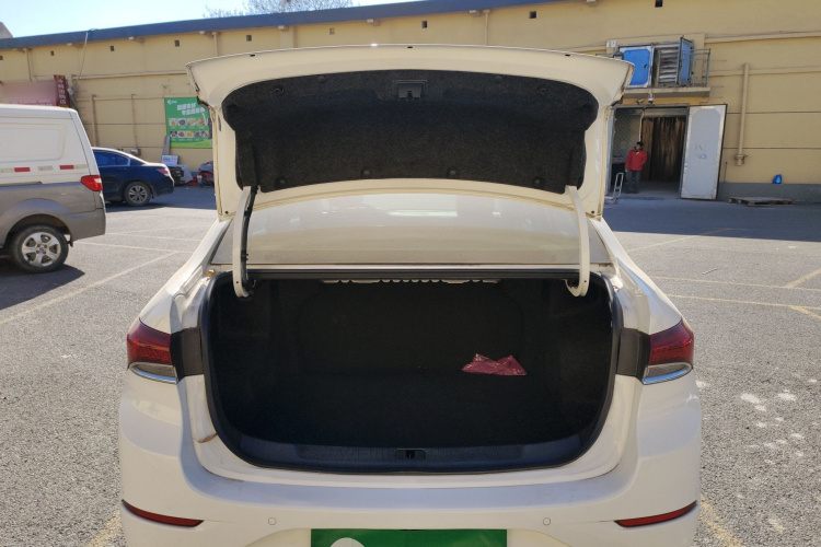 别克 英朗 2021款 改款 典范 1.5L 自动精英型局部细节23