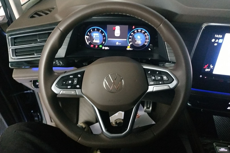 大众 威然 2024款 380TSI 尊贵版中控内饰13