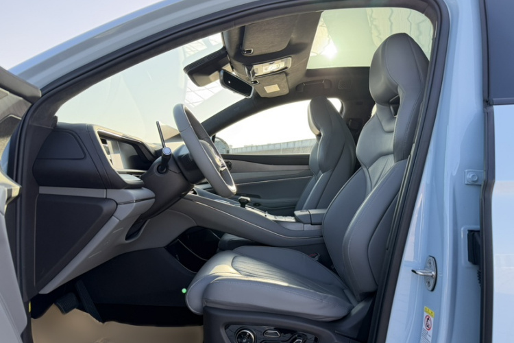 腾势N7 2023款 长续航性能Max版局部细节19