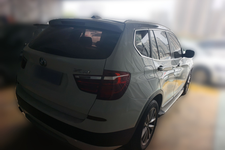 宝马X3(进口) 2013款 改款 xDrive20i 豪华型车身外观7