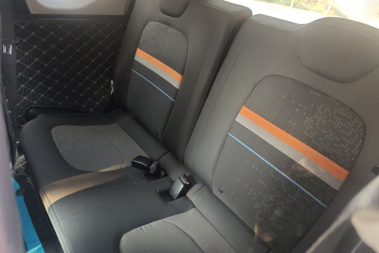 五菱汽车 宏光MINIEV 2020款 自在款 磷酸铁锂中控内饰21