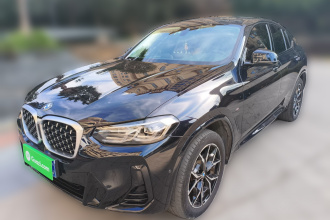 宝马X4 2022款 xDrive 25i M运动套装