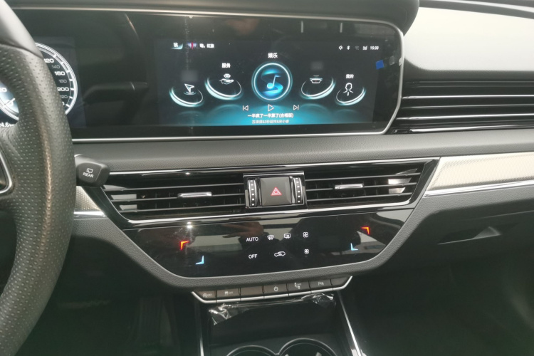 红旗HS5 2022款 改款 2.0T 智联旗享版局部细节16