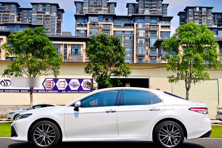 丰田 凯美瑞 2021款 2.5G 豪华版车身外观6003