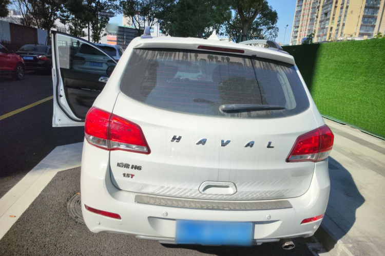 哈弗H6 2016款 升级版 1.5T 自动两驱精英型车身外观6