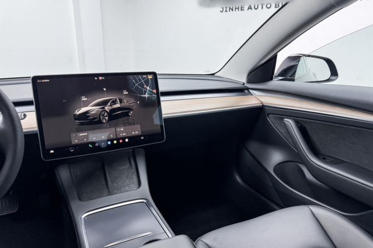 特斯拉 Model 3 2022款 后轮驱动版中控内饰7006