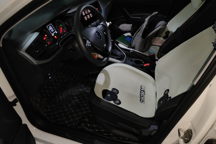 大众 Polo 2021款 Plus 1.5L 自动全景乐享版中控内饰19