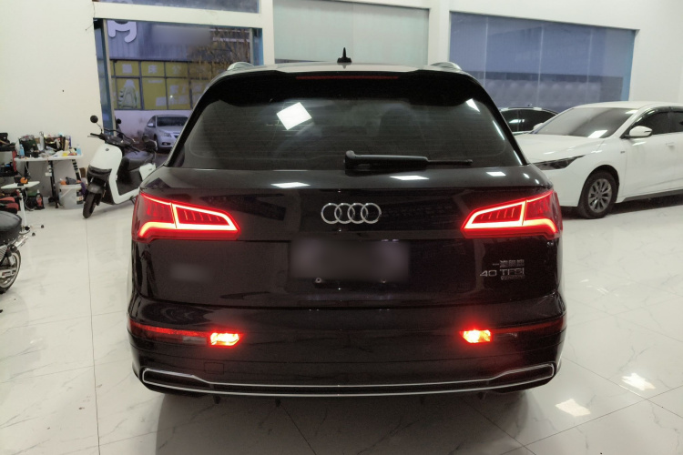 奥迪Q5L 2018款 40 TFSI 荣享时尚型 国V车身外观6