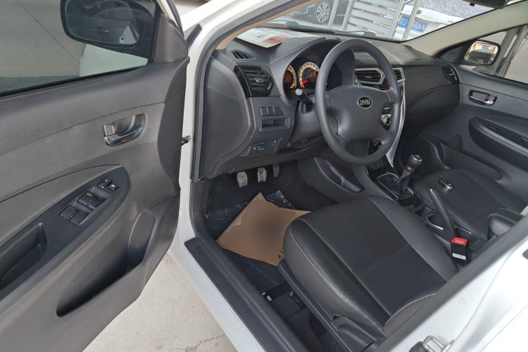 比亚迪F3 2020款 1.5L 手动超值版中控内饰20