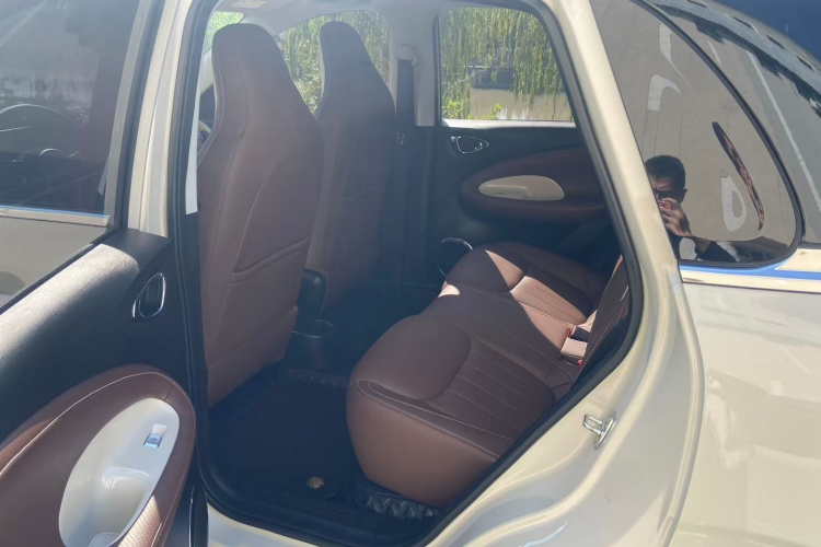 五菱汽车 五菱缤果 2023款 410km 灵犀尊享款中控内饰7002