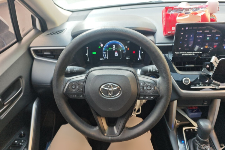 丰田 卡罗拉锐放 2023款 双擎 2.0L 精英版中控内饰13