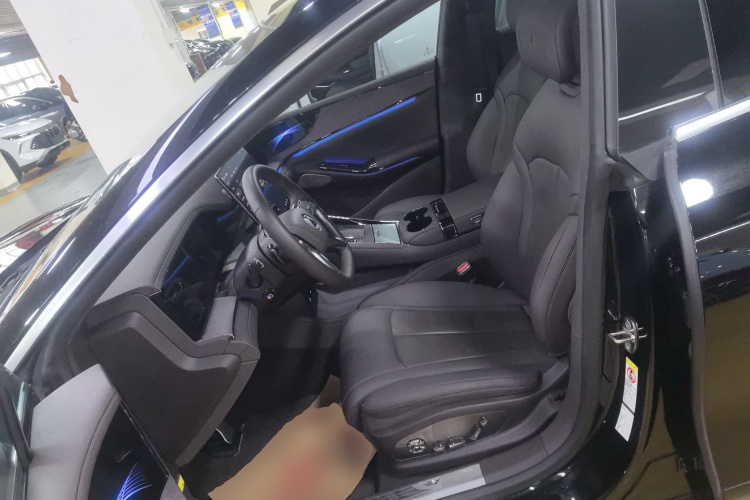 腾势Z9 2024款 1100km 四驱Ultra版局部细节19