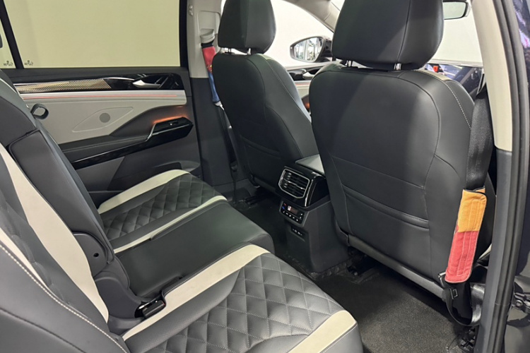 大众 ID.6 CROZZ 2024款 改款 PRO中控内饰7011