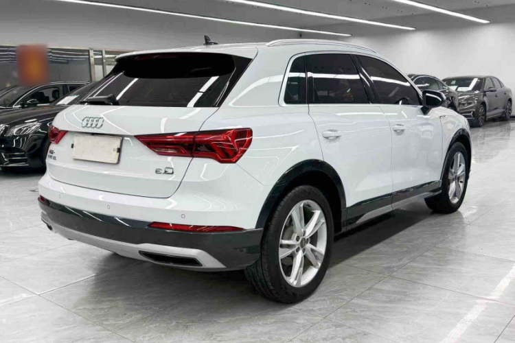 奥迪Q3 2019款 35 TFSI 时尚致雅型车身外观6004