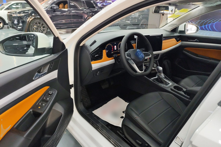 大众 宝来 2025款 改款 200TSI DSG悦行PRO版中控内饰20