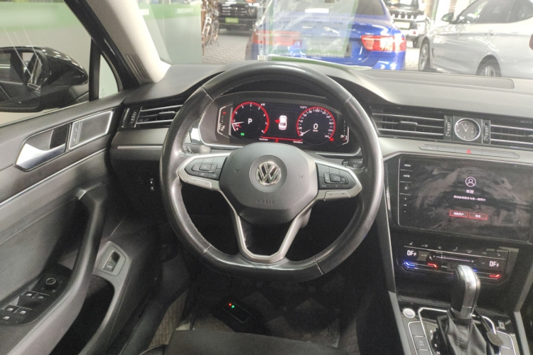 大众 迈腾 2020款 330TSI DSG 豪华型中控内饰13