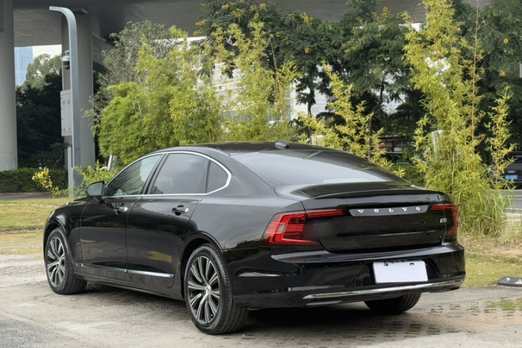 沃尔沃S90 2021款 B5 智远豪华版车身外观6008