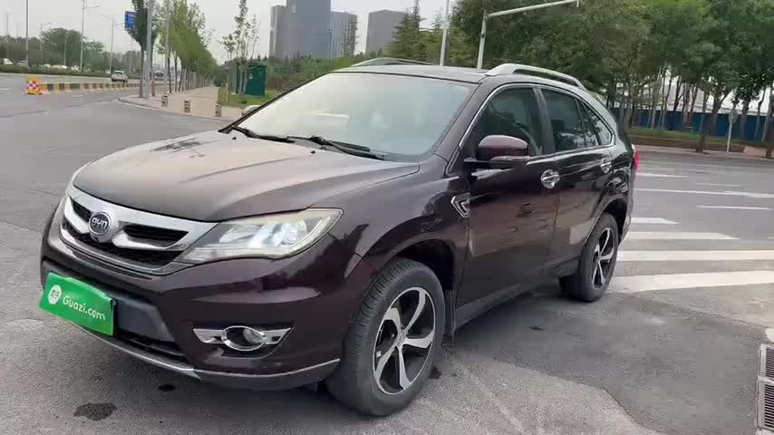 比亚迪S7 2015款 2.0T 升级版 自动尊贵型实拍1