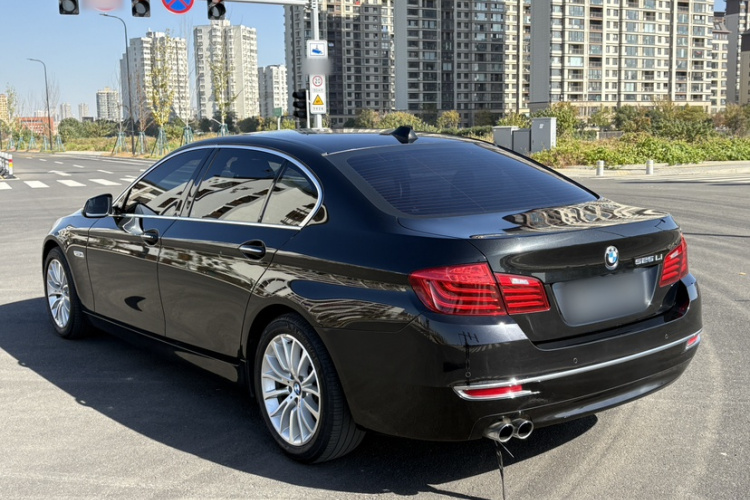 宝马5系 2014款 525Li 豪华设计套装车身外观6001