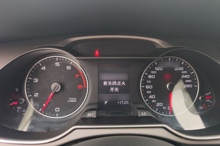 奥迪A4L 2015款 35 TFSI 自动舒适型局部细节14