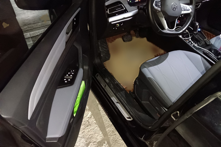 大众 朗逸 2023款 1.5L 自动五百万版中控内饰7003