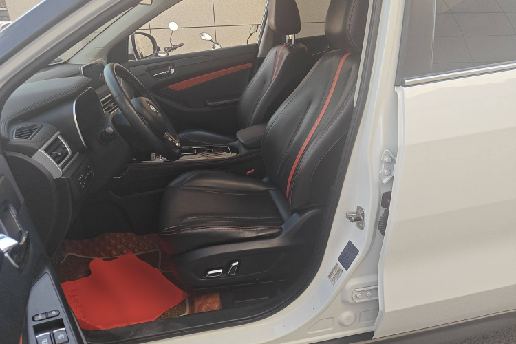 东风风光 风光580 2021款 改款 ☆星版 1.5T 自动豪华型中控内饰19