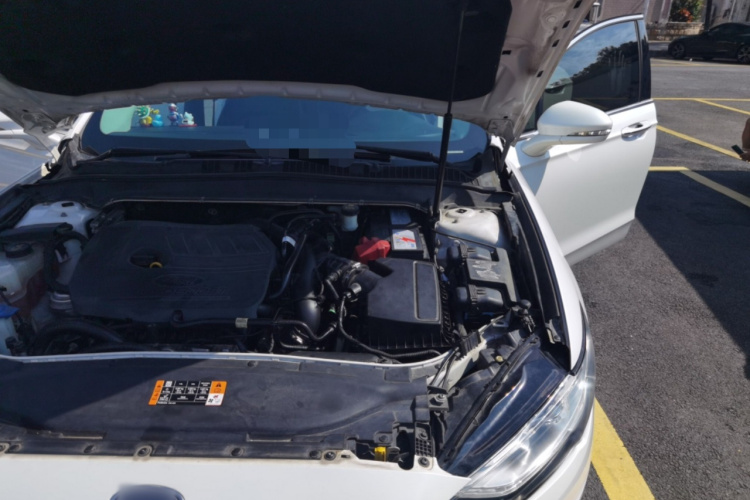 福特 蒙迪欧 2017款 改款 EcoBoost 180 时尚型局部细节9007