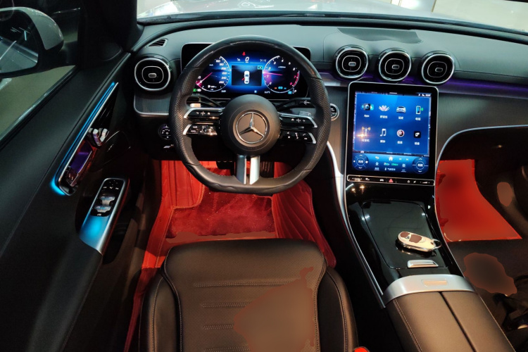 奔驰C级 2022款 改款 C 200 L 运动版局部细节13