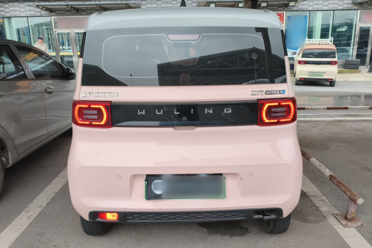 五菱汽车 宏光MINIEV 2022款 马卡龙时尚款 三元锂车身外观6