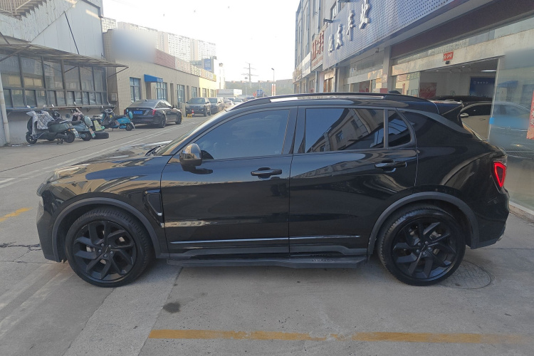 领克01 2021款 2.0TD 四驱暗夜版车身外观6003