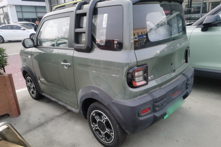 吉利银河 2025款 210km 熊猫骑士车身外观4