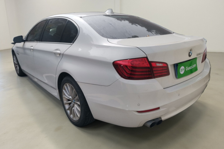 宝马5系 2014款 525Li 领先型车身外观5