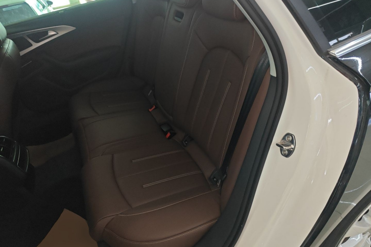 奥迪A6L 2014款 TFSI 标准型中控内饰21