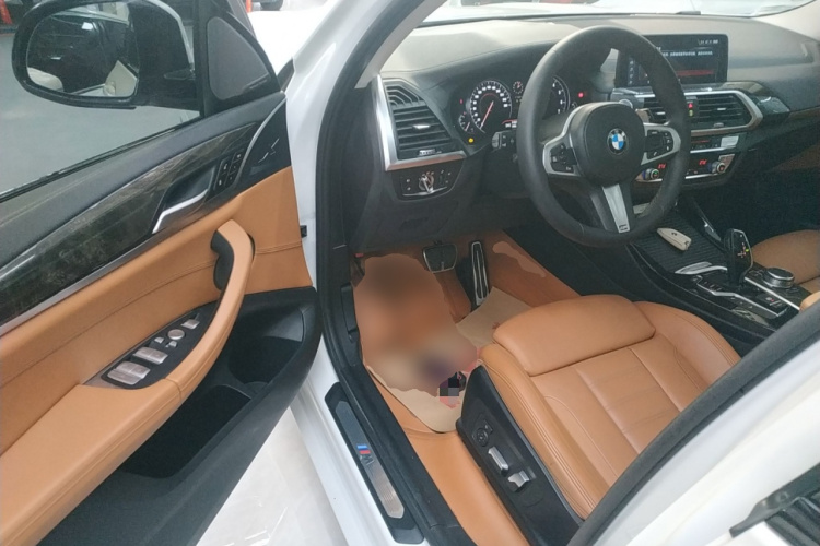宝马X3 2018款 xDrive30i 领先型 M运动套装 国V中控内饰7003