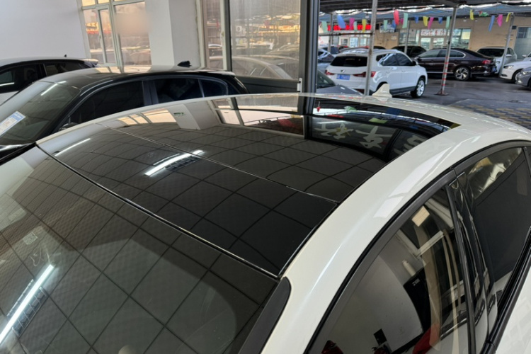 福特 福克斯 2019款 三厢 EcoBoost 180 自动锋潮型车身外观6015