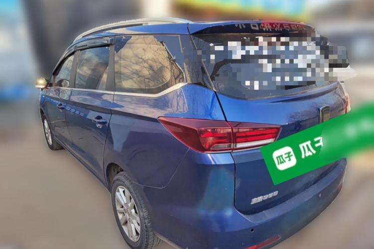 宝骏360 2018款 1.5L 自动精英型 国V车身外观5