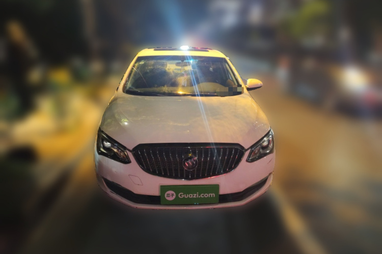 别克 英朗 2017款 15N 自动精英型车身外观2