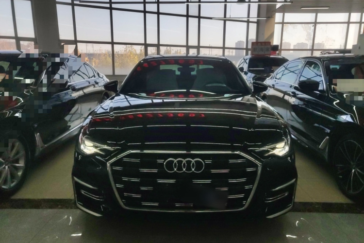 奥迪A6L 2025款 改款 45 TFSI 臻选动感型车身外观2