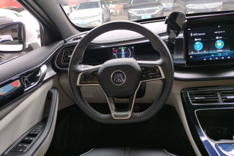 比亚迪 秦PLUS 2021款 DM-i 55KM 旗舰型中控内饰13