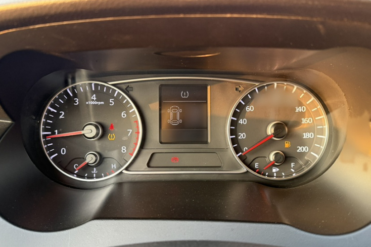 陆风X7 2016款 2.0T 全景尊贵版中控内饰7014