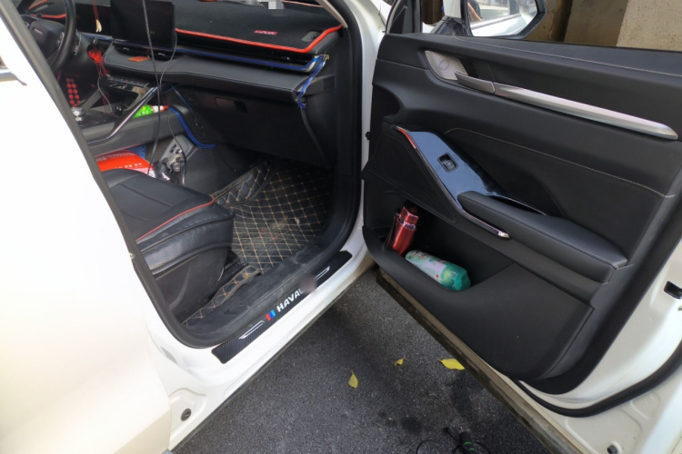 哈弗H6 2021款 第三代 2.0T 自动四驱Max局部细节9005