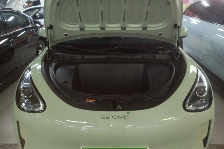 吉利银河 星愿 2025款 310km 青春版机舱底盘24