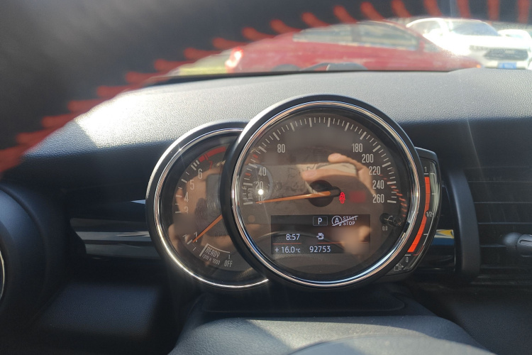 MINI 2018款 1.5T COOPER 赛车手局部细节14