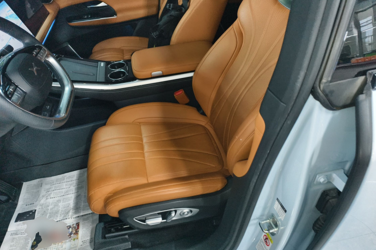 小鹏G9 2022款 702 Pro中控内饰19