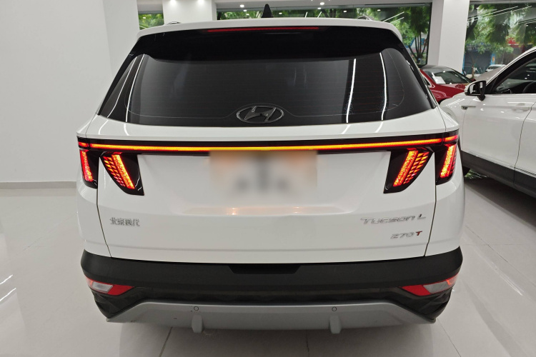 现代 2023款 途胜L 1.5T 自动两驱GLX精英版车身外观6