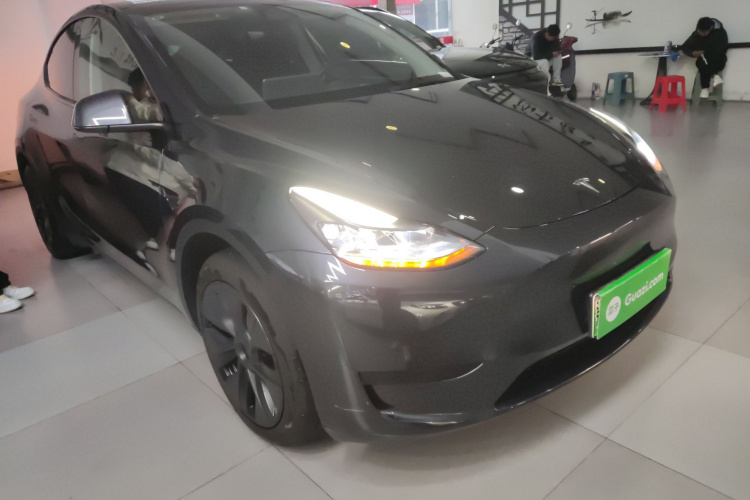 特斯拉 Model Y 2024款 后轮驱动版车身外观6002