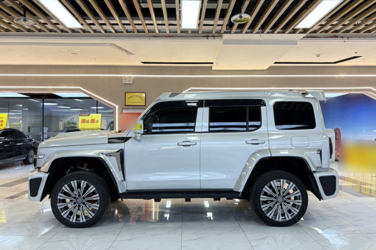 超境汽车 共创坦克300 2021款 2.0T 赛博坦克车身外观6001