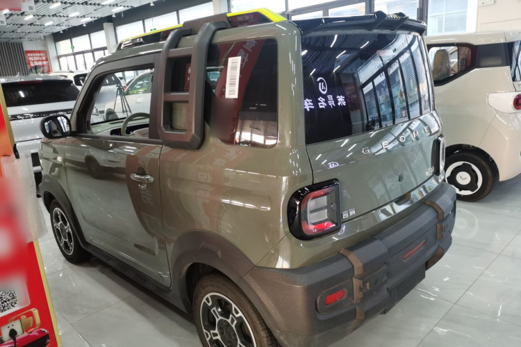 吉利银河 2025款 210km 熊猫骑士车身外观4